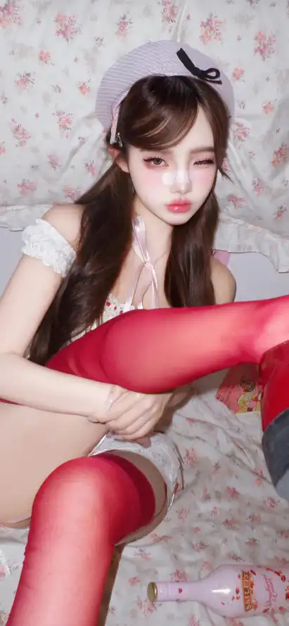 在线播放久久精品男人免费观看？还有小说惊喜等你发现